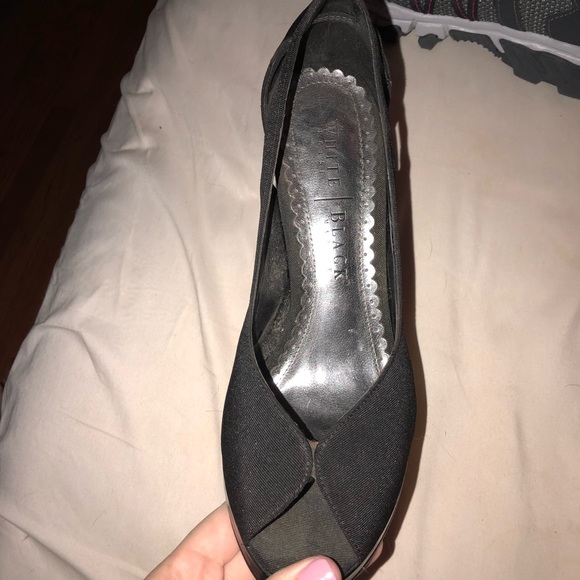 Shoes - Picture 2 of 4